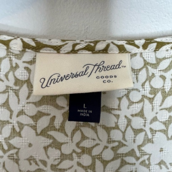 Universal Threads Smocked Floral Maxi dress Sz L Olive Green Puff sleeves EUC - Picture 4 of 9